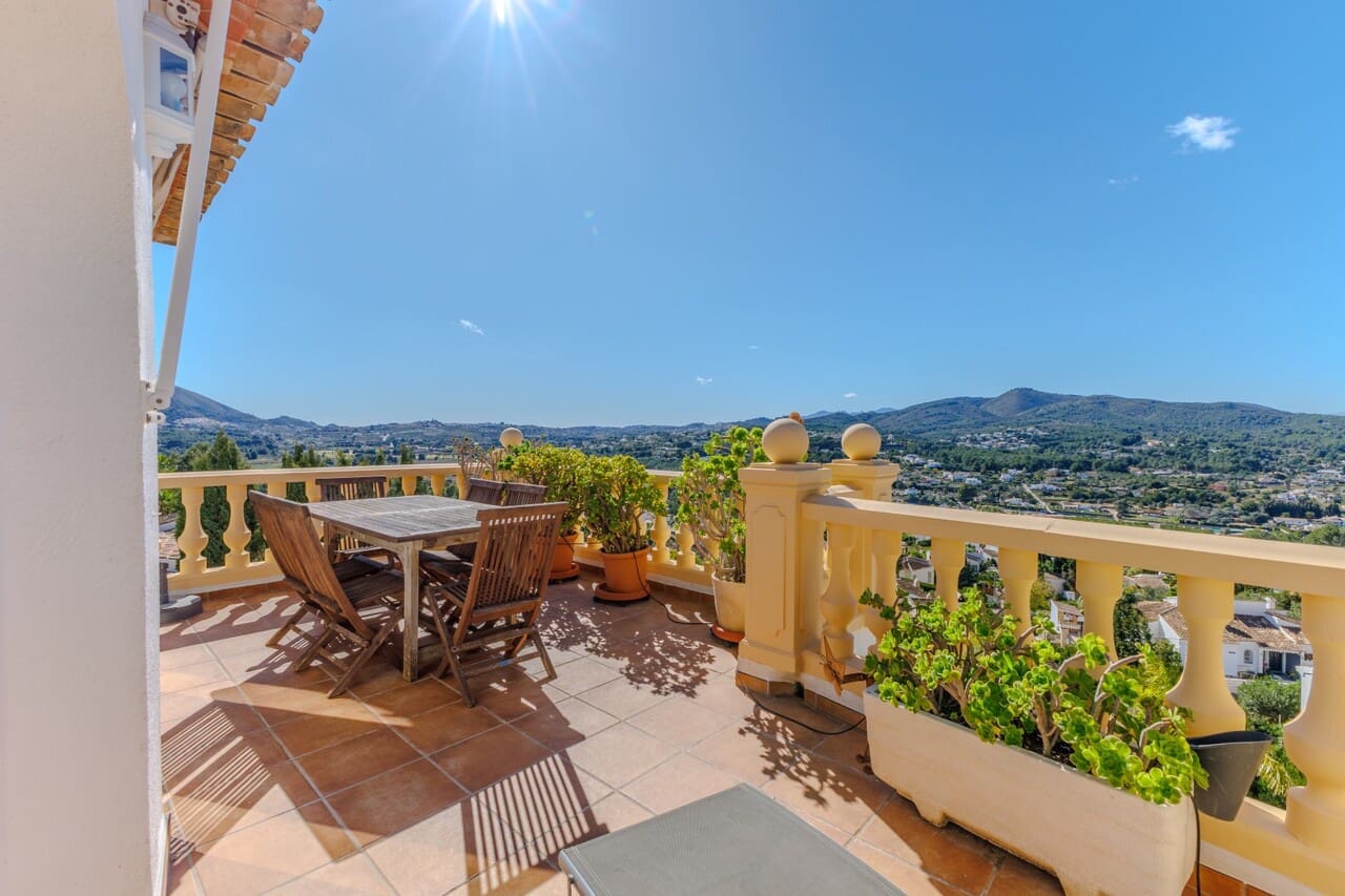 3 chambre Villa/Maison à vendre à Javea / Xabia avec piscine garage - 549 000 € (Ref: 9618445)