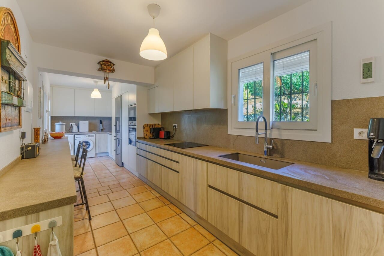 3 chambre Villa/Maison à vendre à Javea / Xabia avec piscine garage - 549 000 € (Ref: 9618445)