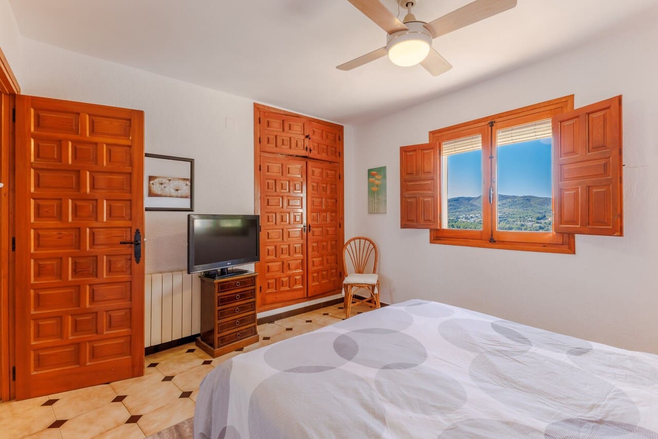 3 chambre Villa/Maison à vendre à Javea / Xabia avec piscine garage - 549 000 € (Ref: 9618445)