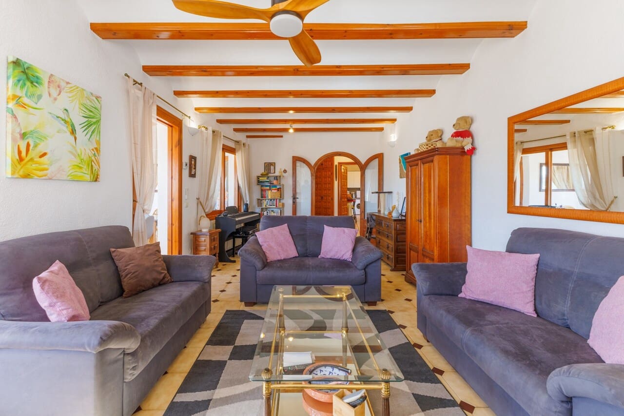 3 chambre Villa/Maison à vendre à Javea / Xabia avec piscine garage - 549 000 € (Ref: 9618445)