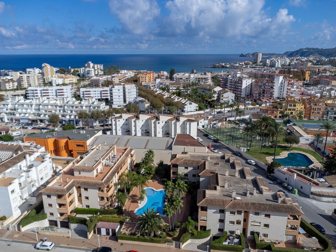 Apartamento de 3 habitaciones en Javea / Xàbia en venta con piscina garaje - 449.000 € (Ref: 9665383)