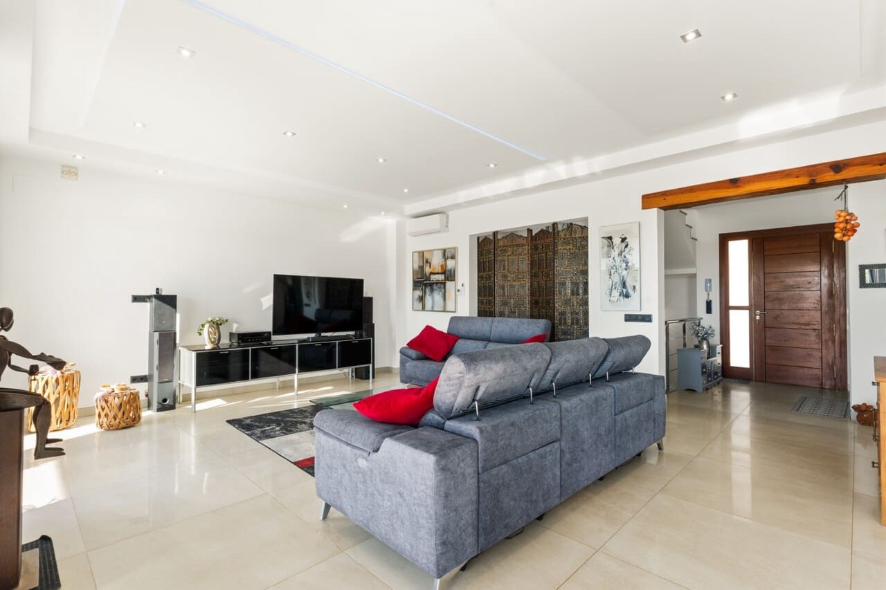 5 makuuhuone Huvila myytävänä paikassa Javea / Xabia mukana uima-altaan - 1 890 000 € (Ref: 9665384)