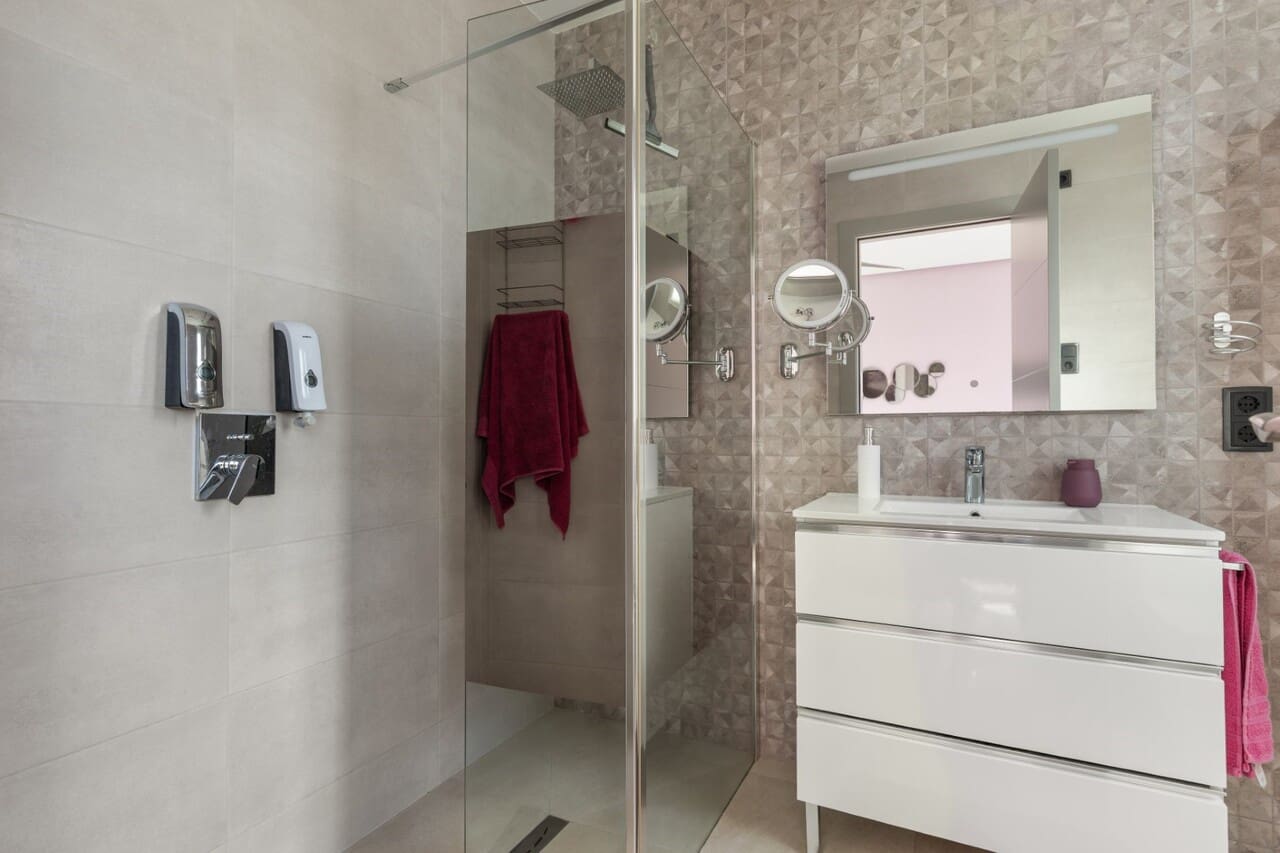 5 makuuhuone Huvila myytävänä paikassa Javea / Xabia mukana uima-altaan - 1 890 000 € (Ref: 9665384)