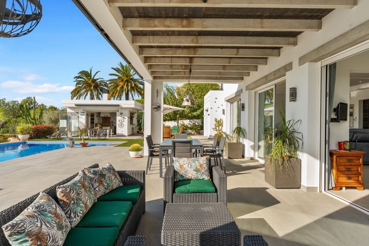 5 makuuhuone Huvila myytävänä paikassa Javea / Xabia mukana uima-altaan - 1 890 000 € (Ref: 9665384)