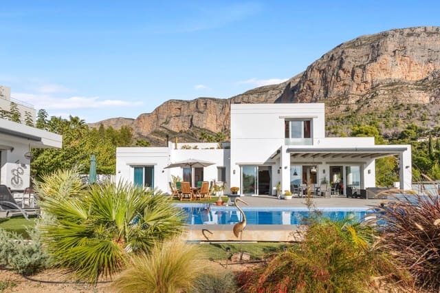 5 soveværelse Villa til salg i Javea / Xàbia med swimmingpool - € 1.890.000 (Ref: 9665384)