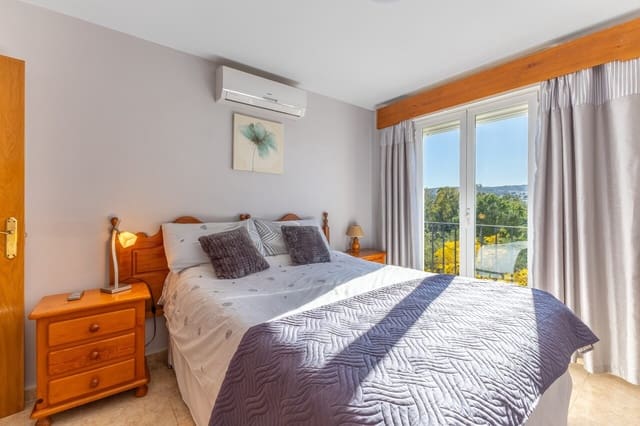 3 soveværelse Lejlighed til salg i Javea / Xàbia med swimmingpool garage - € 465.000 (Ref: 9713843)