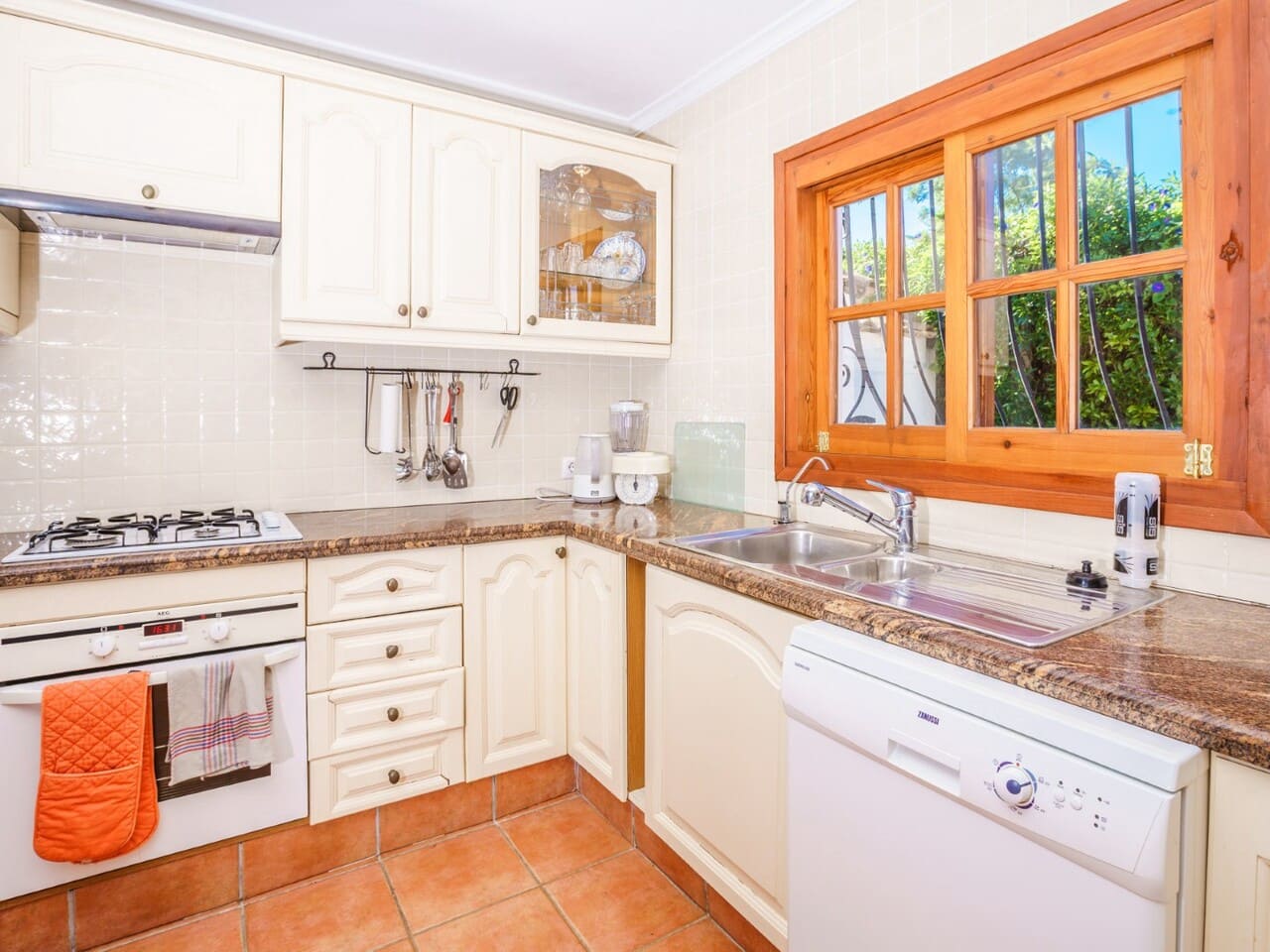 4 slaapkamer Villa te koop in Javea / Xabia met zwembad - € 649.000 (Ref: 9715444)