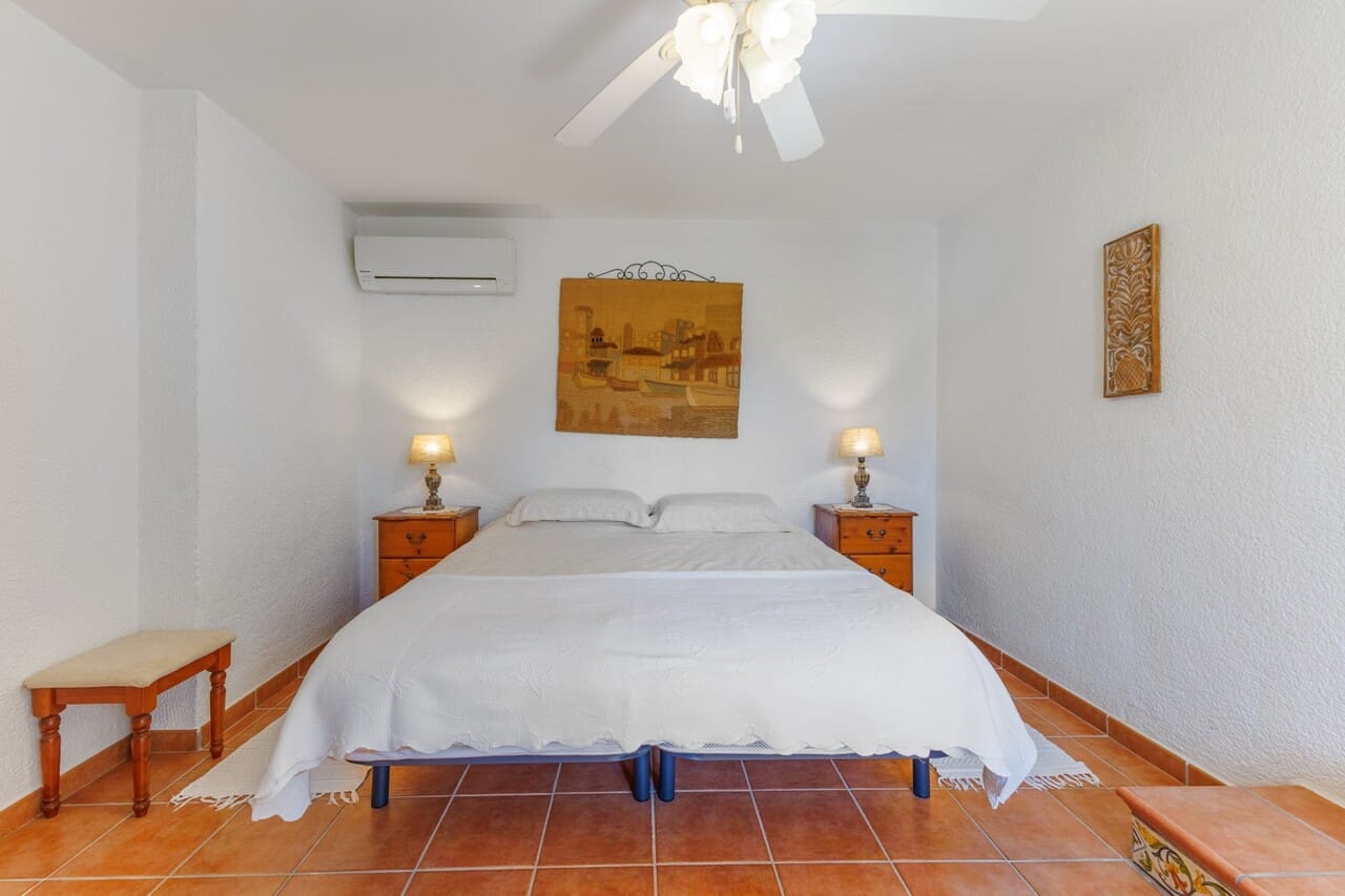 4 bedroom Villa for sale in Javea / Xabia with pool - € 649,000 (Ref: 9715444)