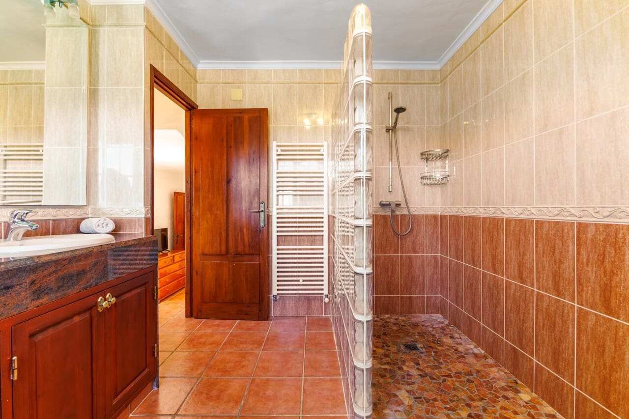 4 bedroom Villa for sale in Javea / Xabia with pool - € 649,000 (Ref: 9715444)