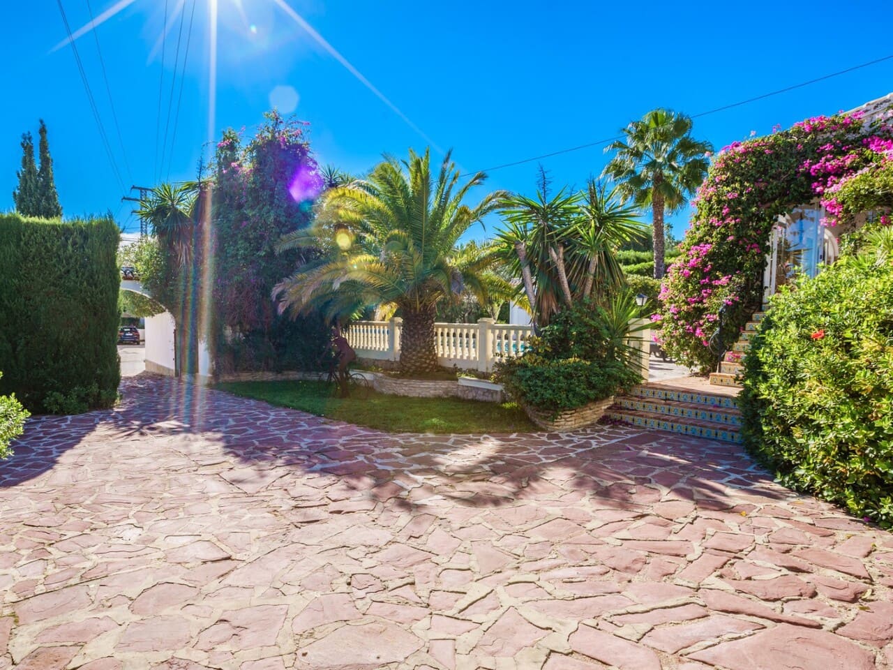 4 bedroom Villa for sale in Javea / Xabia with pool - € 649,000 (Ref: 9715444)