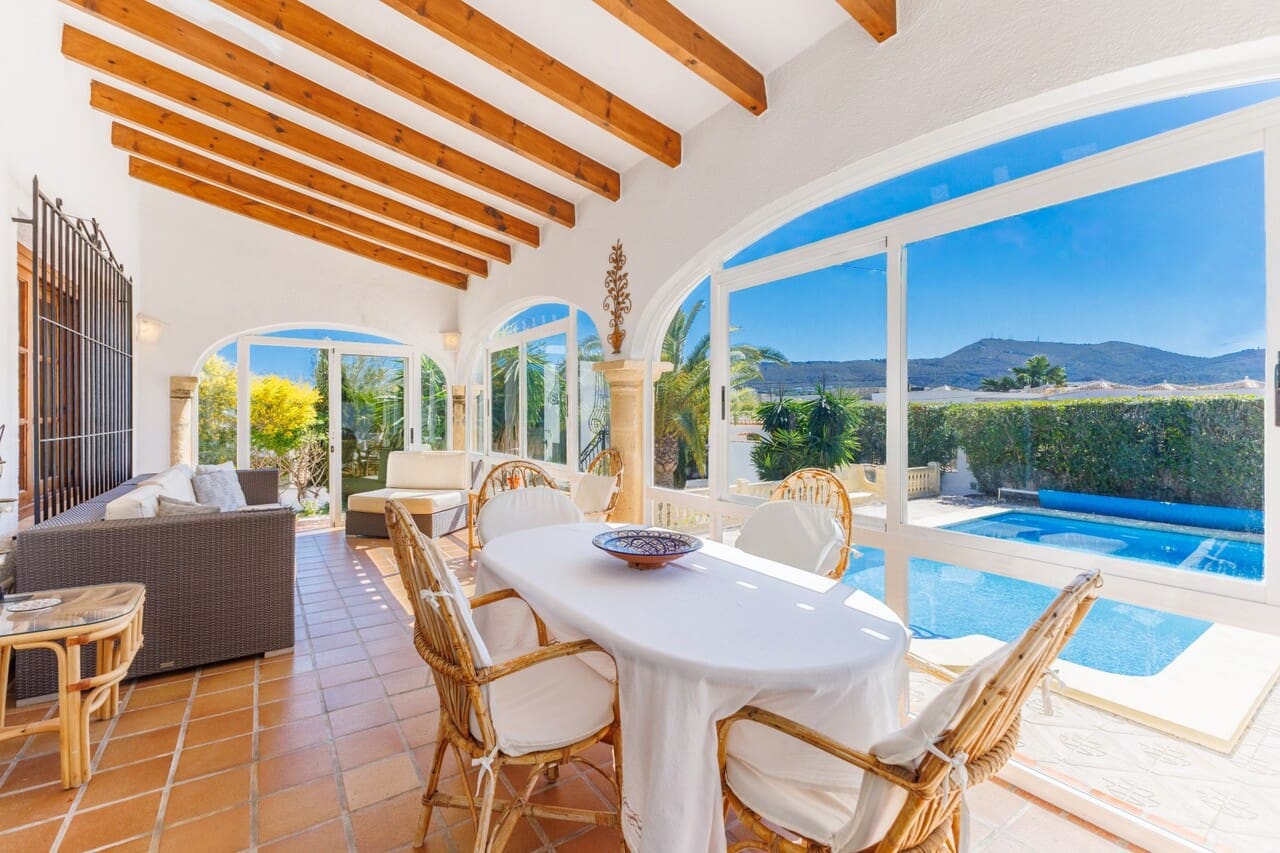 4 bedroom Villa for sale in Javea / Xabia with pool - € 649,000 (Ref: 9715444)