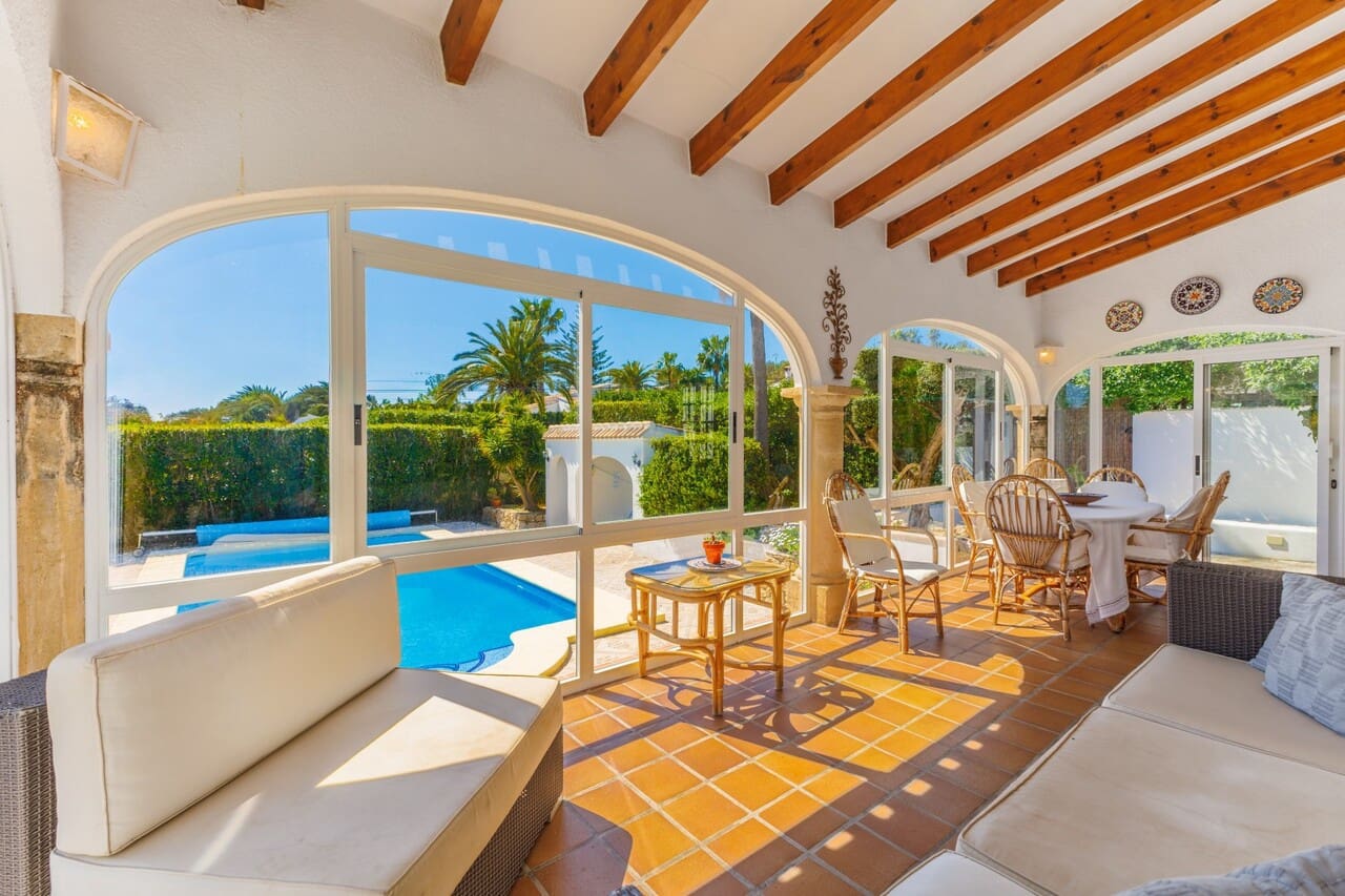 4 bedroom Villa for sale in Javea / Xabia with pool - € 649,000 (Ref: 9715444)