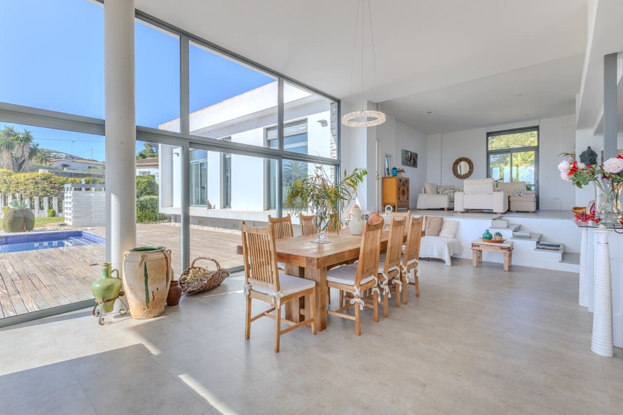 4 soveværelse Villa til salg i Javea / Xabia med swimmingpool garage - € 2.100.000 (Ref: 9769068)