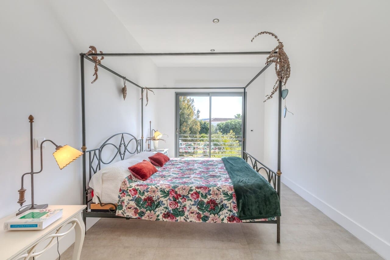 4 soveværelse Villa til salg i Javea / Xabia med swimmingpool garage - € 2.100.000 (Ref: 9769068)