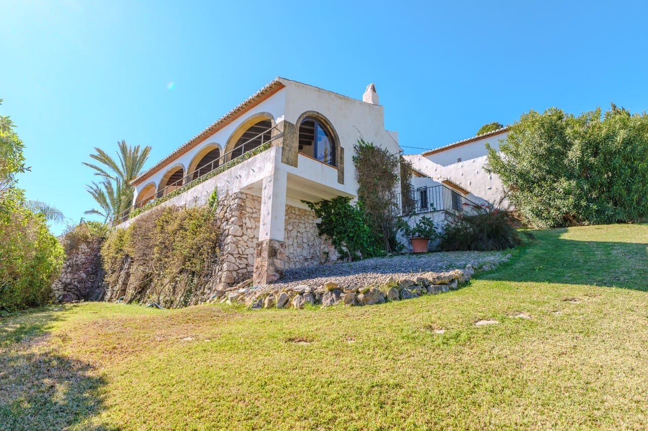 4 soveværelse Villa til salg i Javea / Xabia med swimmingpool garage - € 1.550.000 (Ref: 9782102)