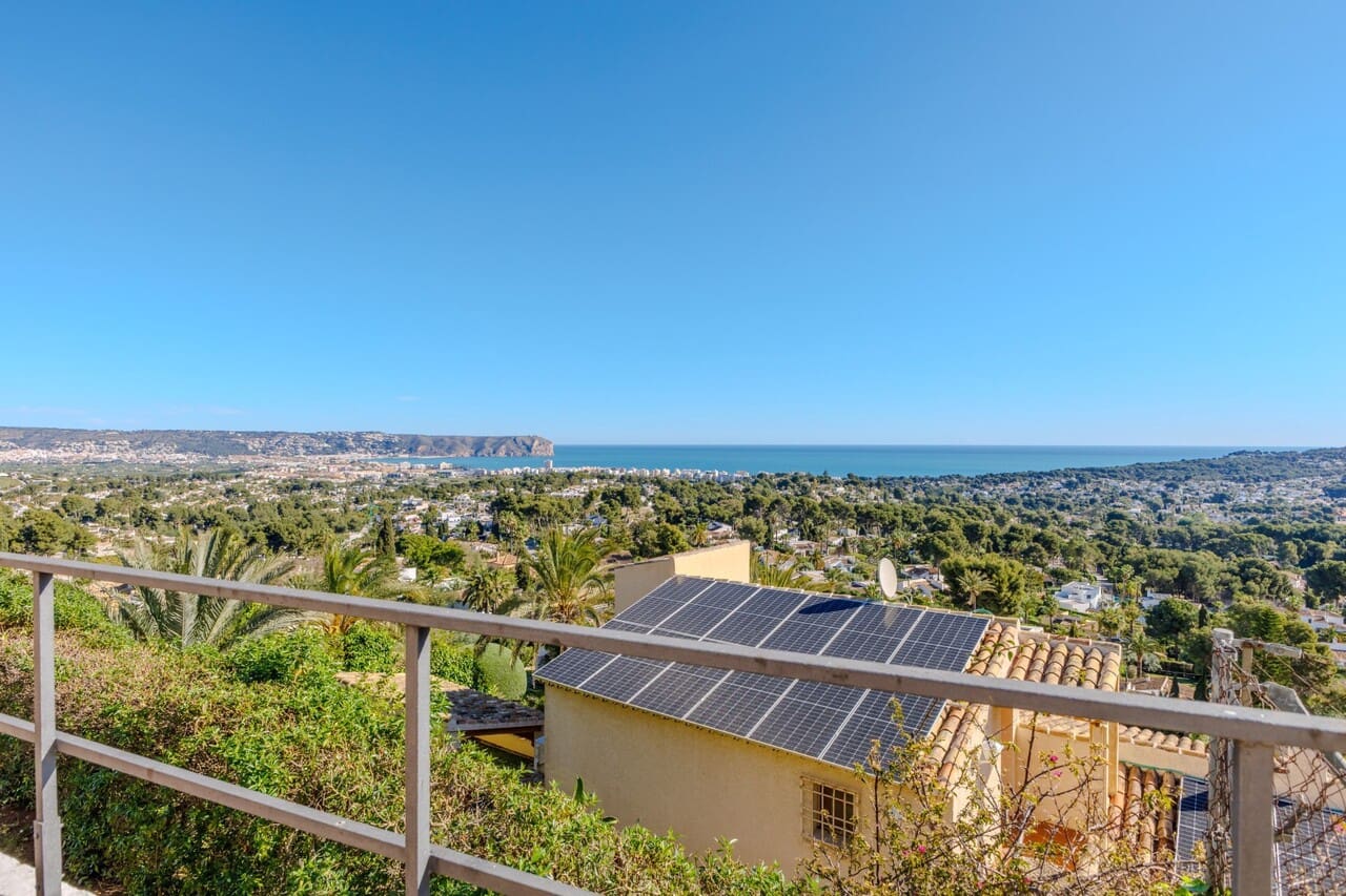 4 soveværelse Villa til salg i Javea / Xabia med swimmingpool garage - € 1.550.000 (Ref: 9782102)