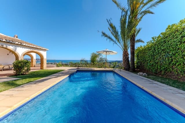 4 soveværelse Villa til salg i Javea / Xàbia med swimmingpool garage - € 1.550.000 (Ref: 9782102)