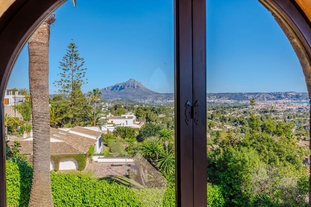 4 soveværelse Villa til salg i Javea / Xàbia med swimmingpool garage - € 1.550.000 (Ref: 9782102)