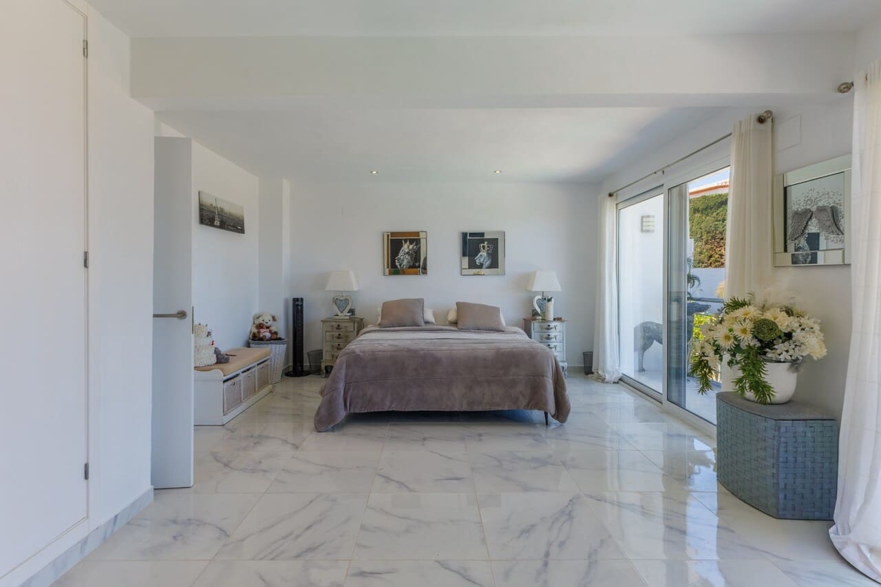 4 soveværelse Villa til salg i Javea / Xabia med swimmingpool - € 1.799.000 (Ref: 9782240)