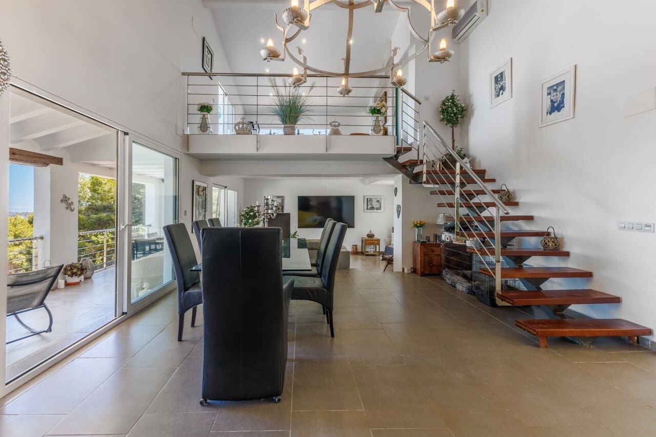 4 soveværelse Villa til salg i Javea / Xabia med swimmingpool - € 1.799.000 (Ref: 9782240)