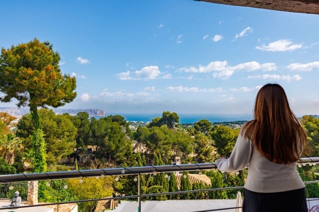 4 Zimmer Villa zu verkaufen in Javea / Xàbia mit Pool - 1.799.000 € (Ref: 9782240)
