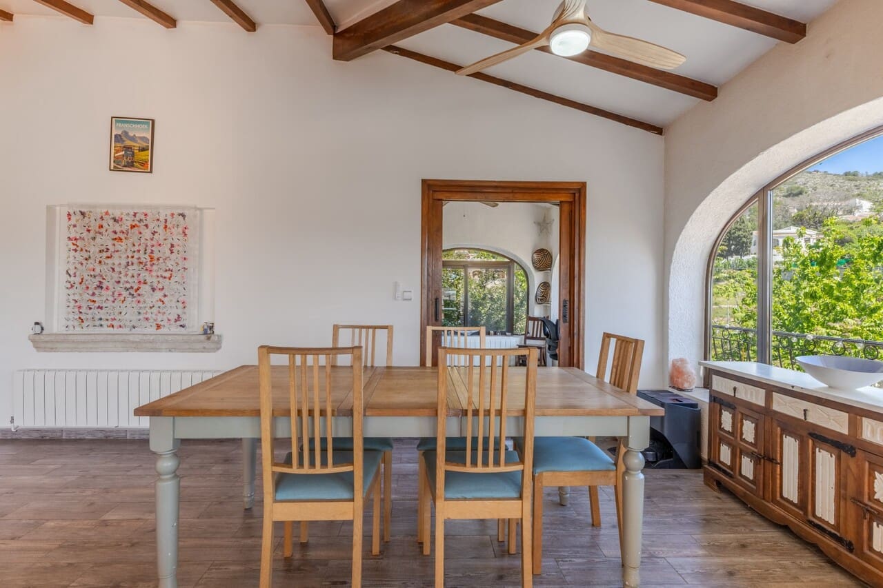 4 sypialnia Willa na sprzedaż w Javea / Xabia z basenem garażem - 1 250 000 € (Ref: 9789569)