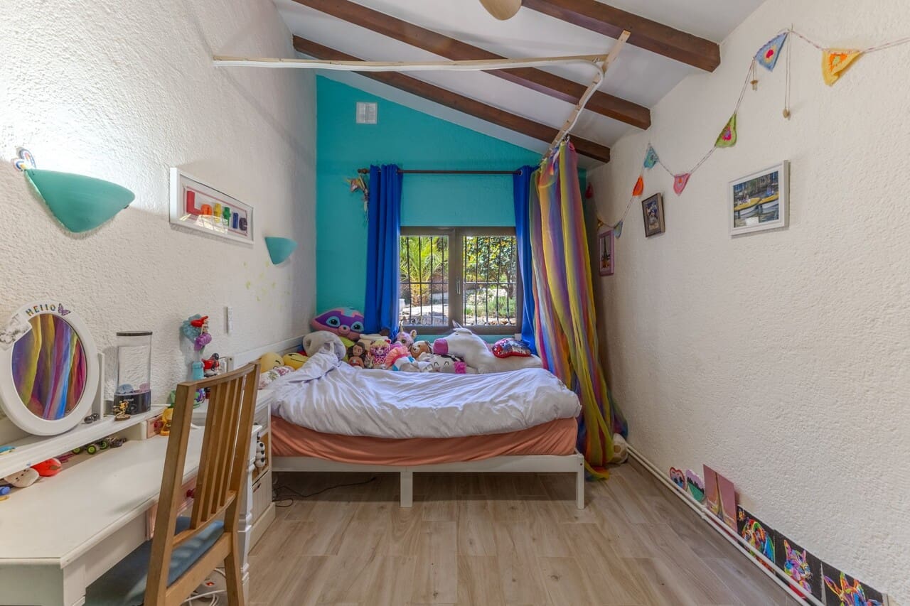 4 sypialnia Willa na sprzedaż w Javea / Xabia z basenem garażem - 1 250 000 € (Ref: 9789569)