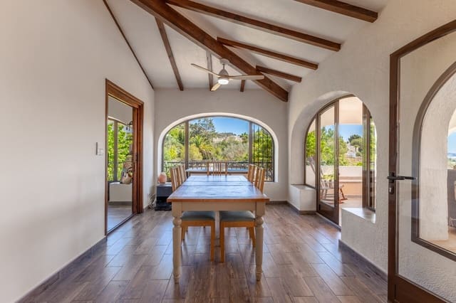 4 soverom Villa til salgs i Javea / Xàbia med svømmebasseng garasje - € 1 250 000 (Ref: 9789569)