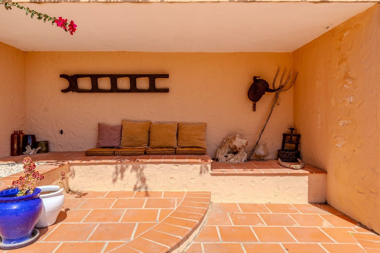 4 sypialnia Willa na sprzedaż w Javea / Xabia z basenem garażem - 1 250 000 € (Ref: 9789569)