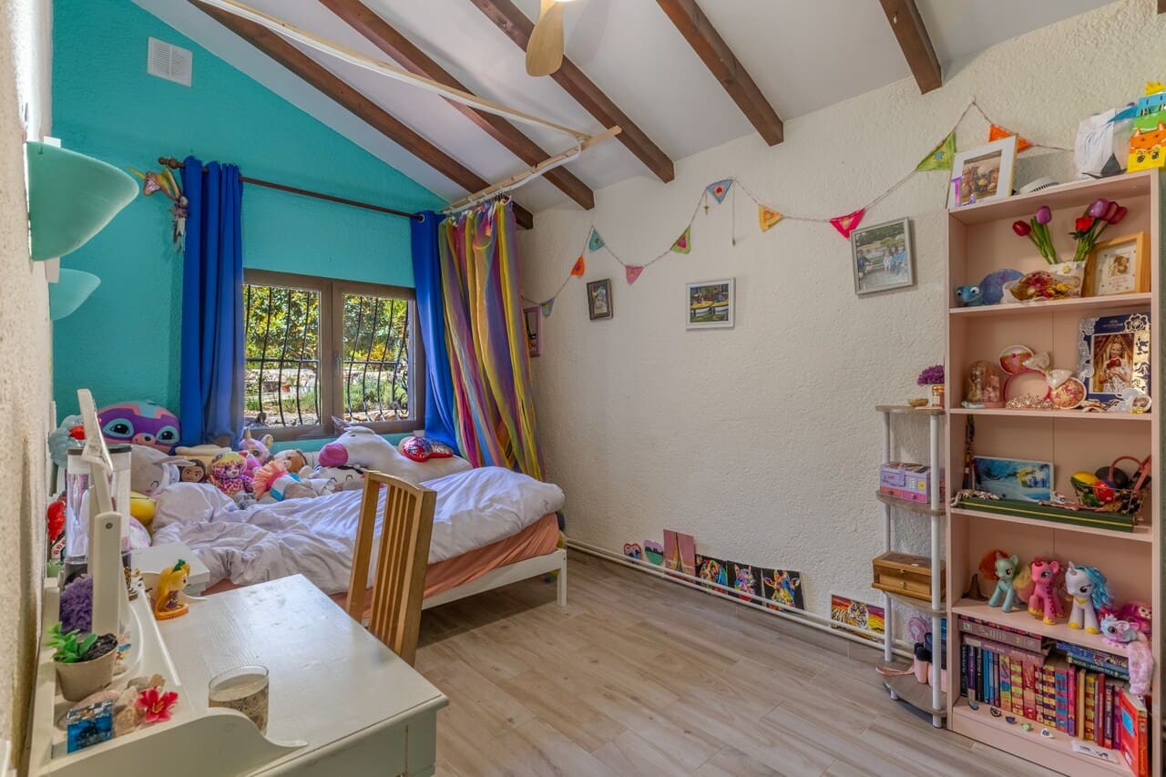 4 sypialnia Willa na sprzedaż w Javea / Xabia z basenem garażem - 1 250 000 € (Ref: 9789569)