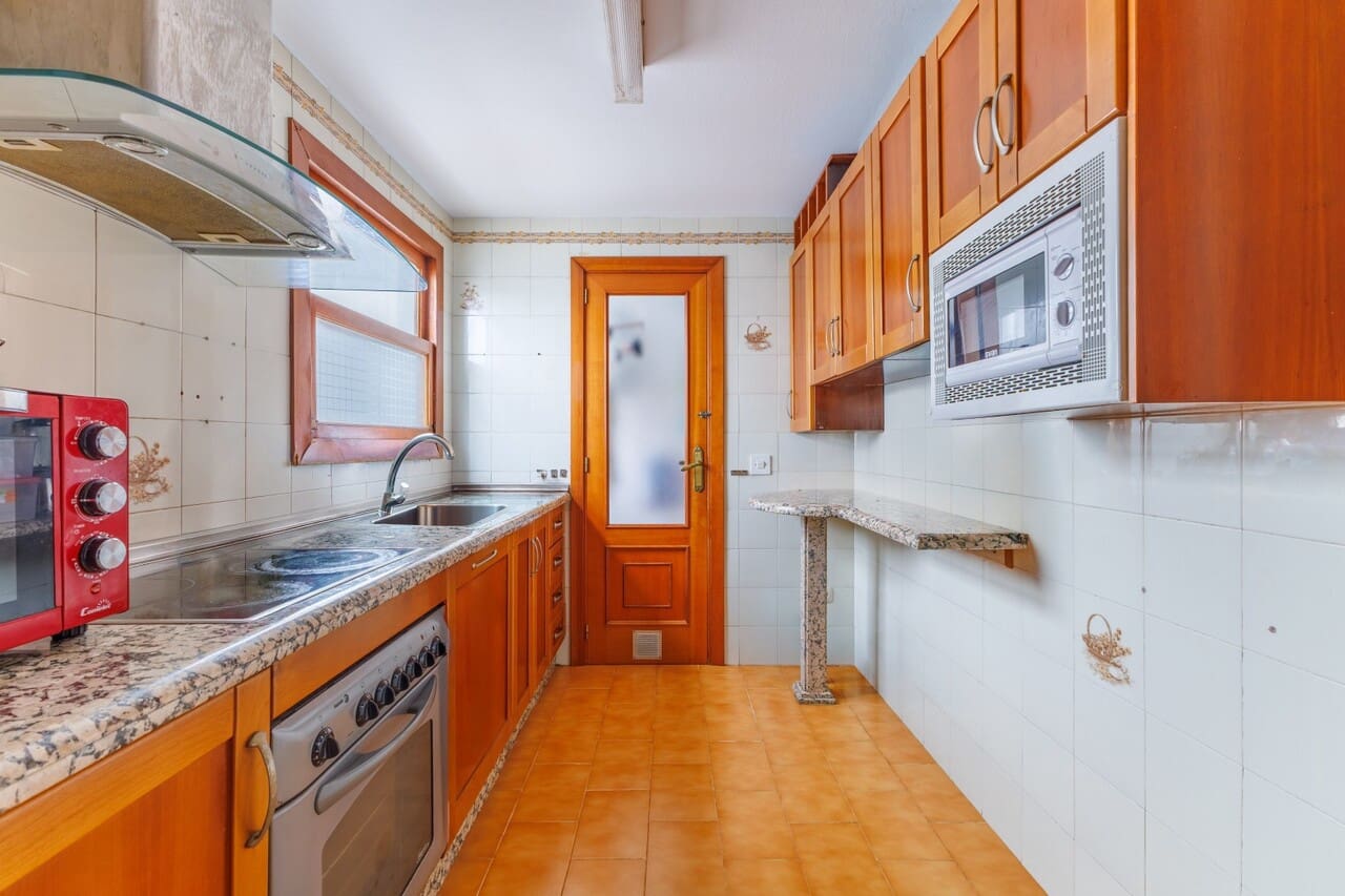 2 bedroom Apartment for sale in Javea / Xabia - € 295,000 (Ref: 9804817)