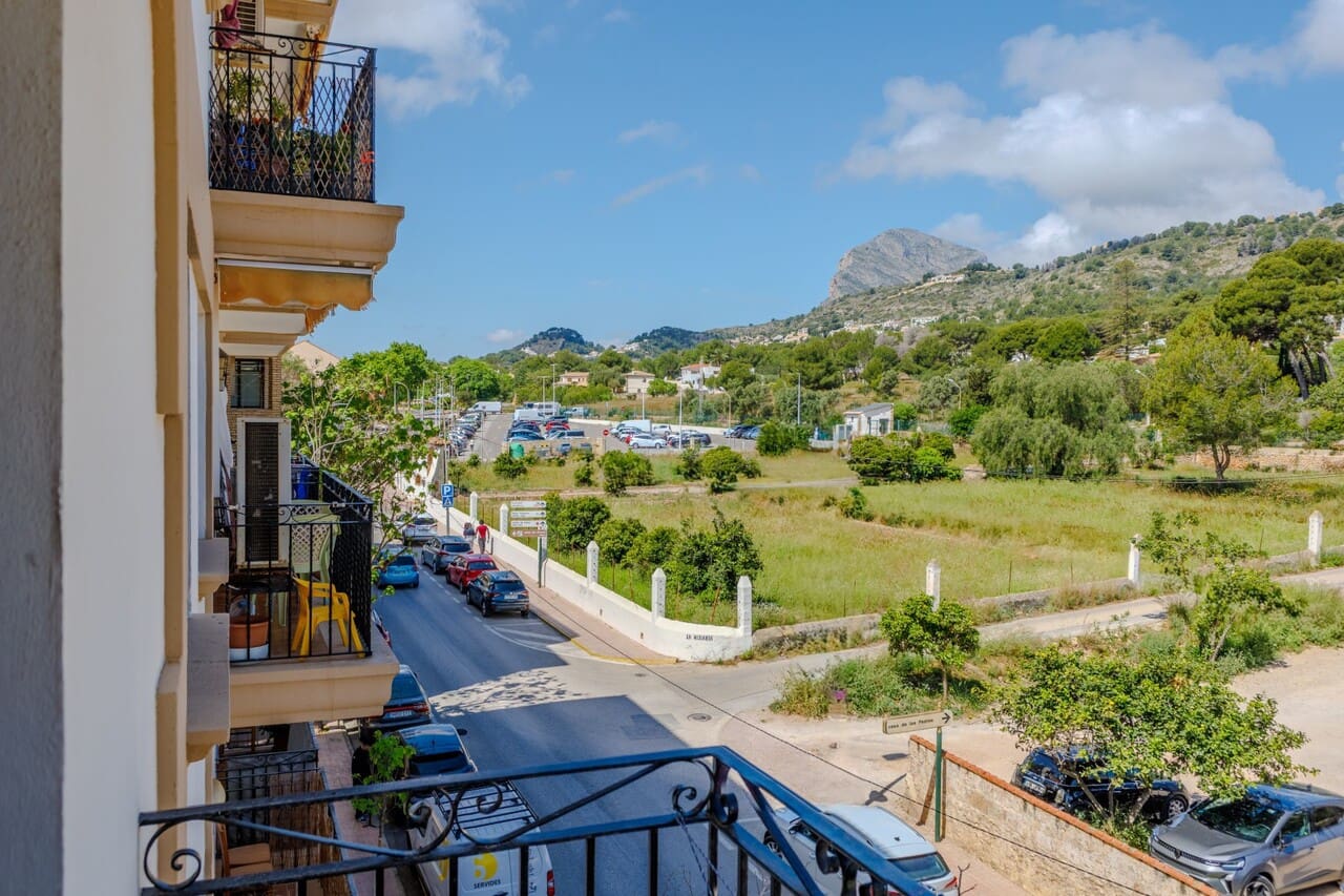 2 bedroom Apartment for sale in Javea / Xabia - € 295,000 (Ref: 9804817)