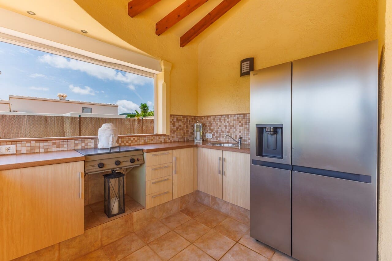 3 soveværelse Villa til salg i Benitachell / Benitatxell med swimmingpool - € 649.000 (Ref: 9819165)