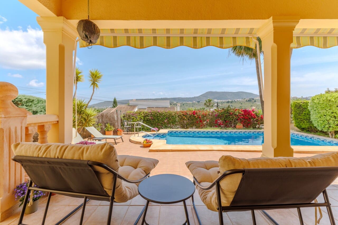 3 soveværelse Villa til salg i Benitachell / Benitatxell med swimmingpool - € 649.000 (Ref: 9819165)