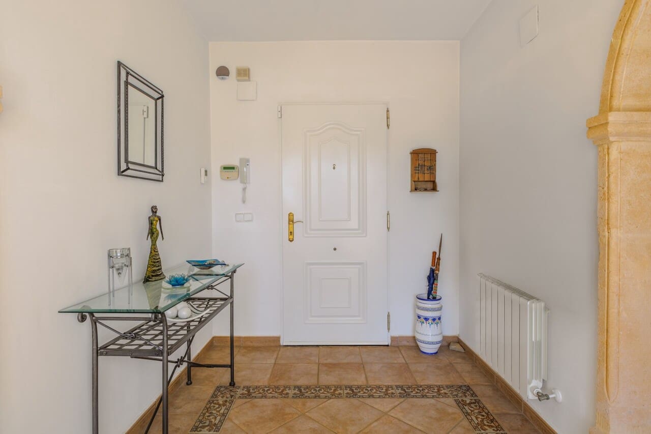 3 soveværelse Villa til salg i Benitachell / Benitatxell med swimmingpool - € 649.000 (Ref: 9819165)