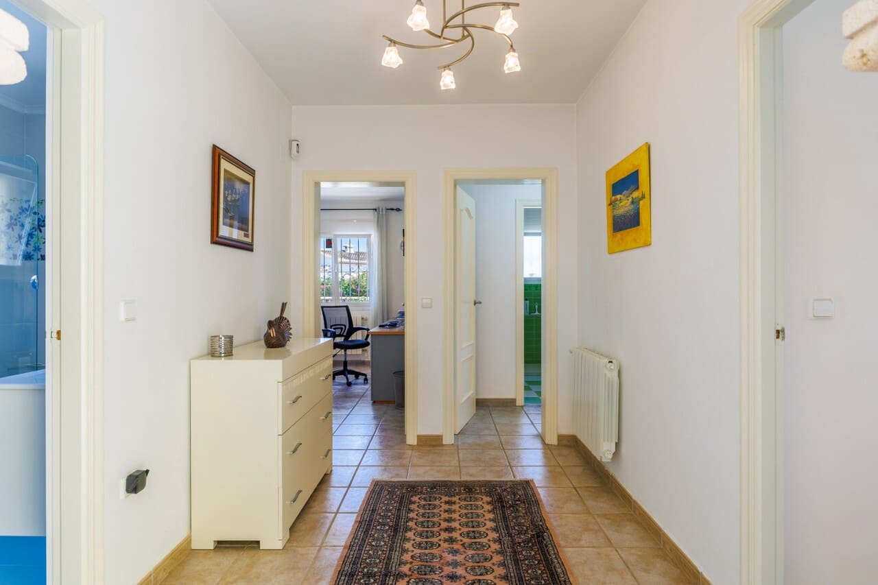 3 soveværelse Villa til salg i Benitachell / Benitatxell med swimmingpool - € 649.000 (Ref: 9819165)