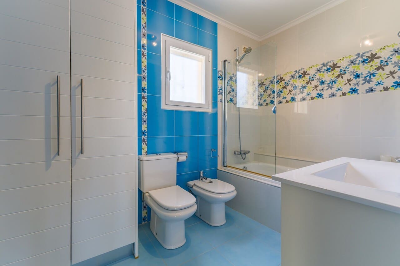 3 soveværelse Villa til salg i Benitachell / Benitatxell med swimmingpool - € 649.000 (Ref: 9819165)