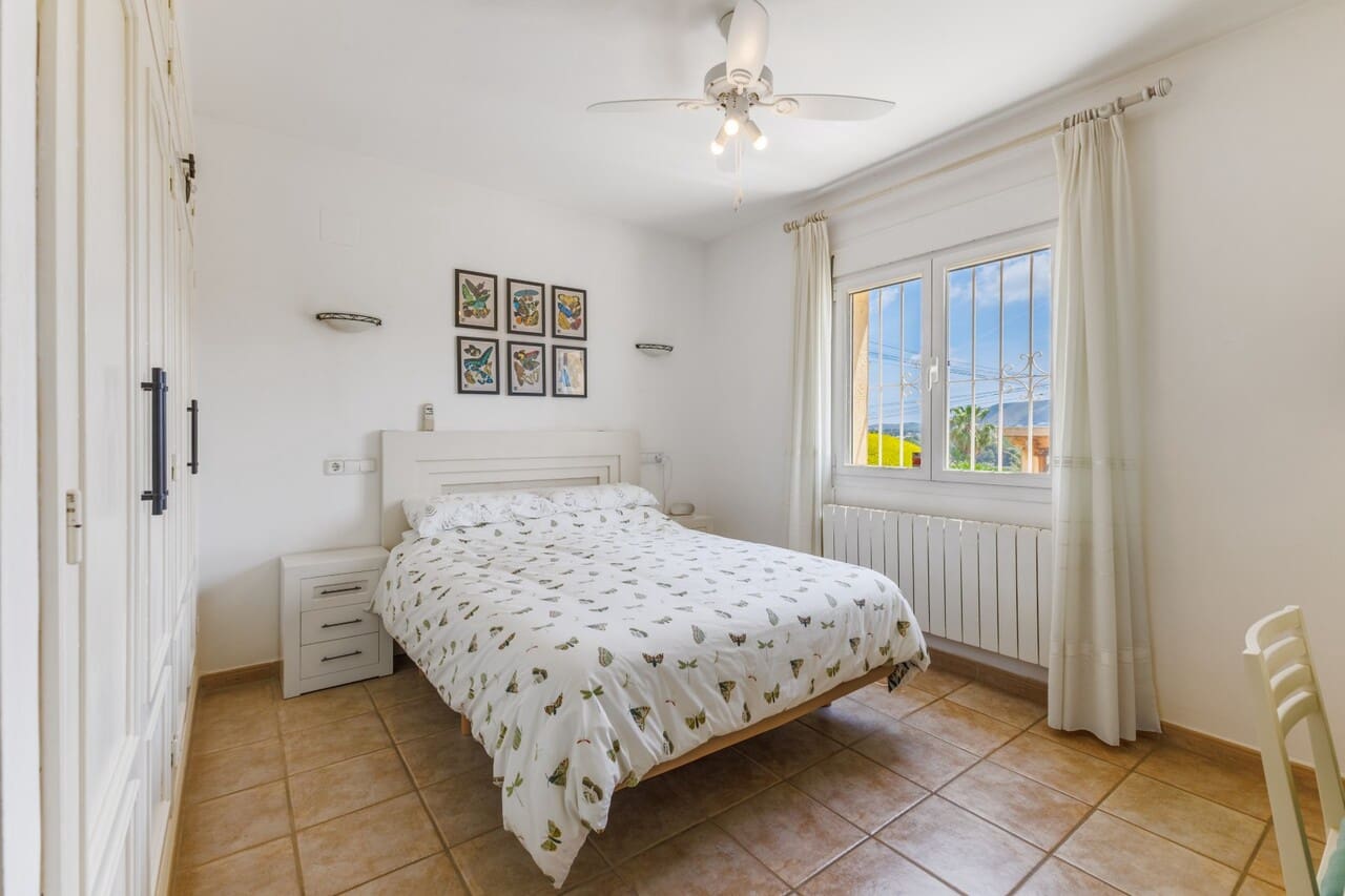 3 soveværelse Villa til salg i Benitachell / Benitatxell med swimmingpool - € 649.000 (Ref: 9819165)
