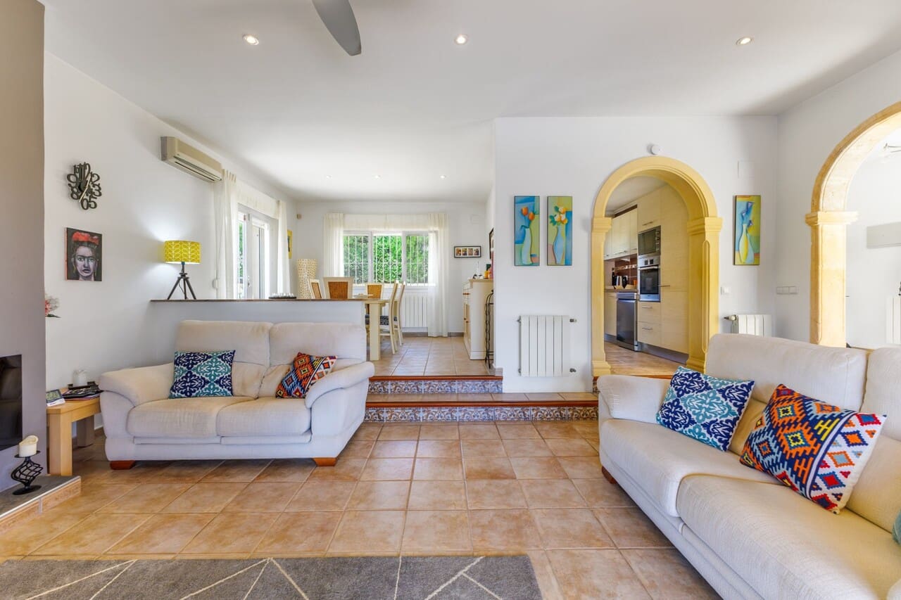 3 soveværelse Villa til salg i Benitachell / Benitatxell med swimmingpool - € 649.000 (Ref: 9819165)