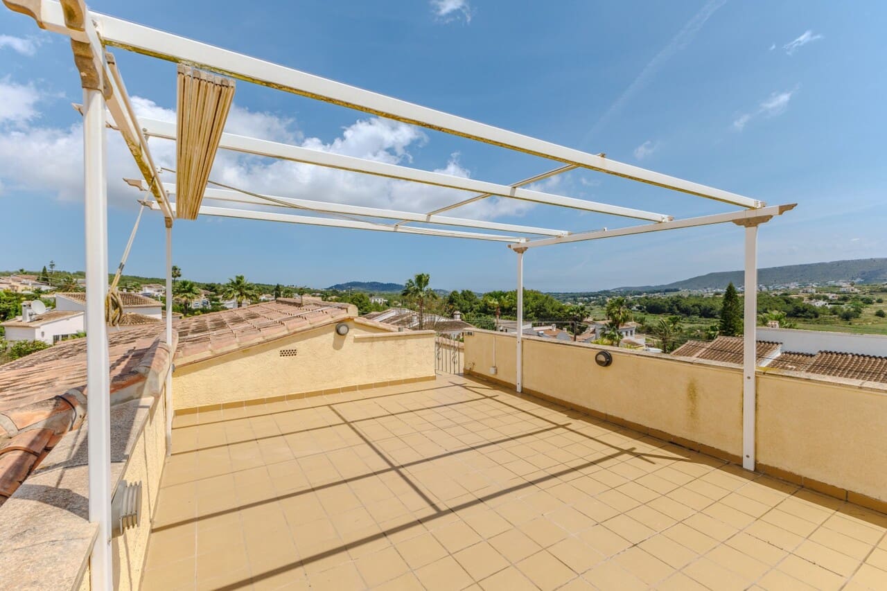 3 soveværelse Villa til salg i Benitachell / Benitatxell med swimmingpool - € 649.000 (Ref: 9819165)