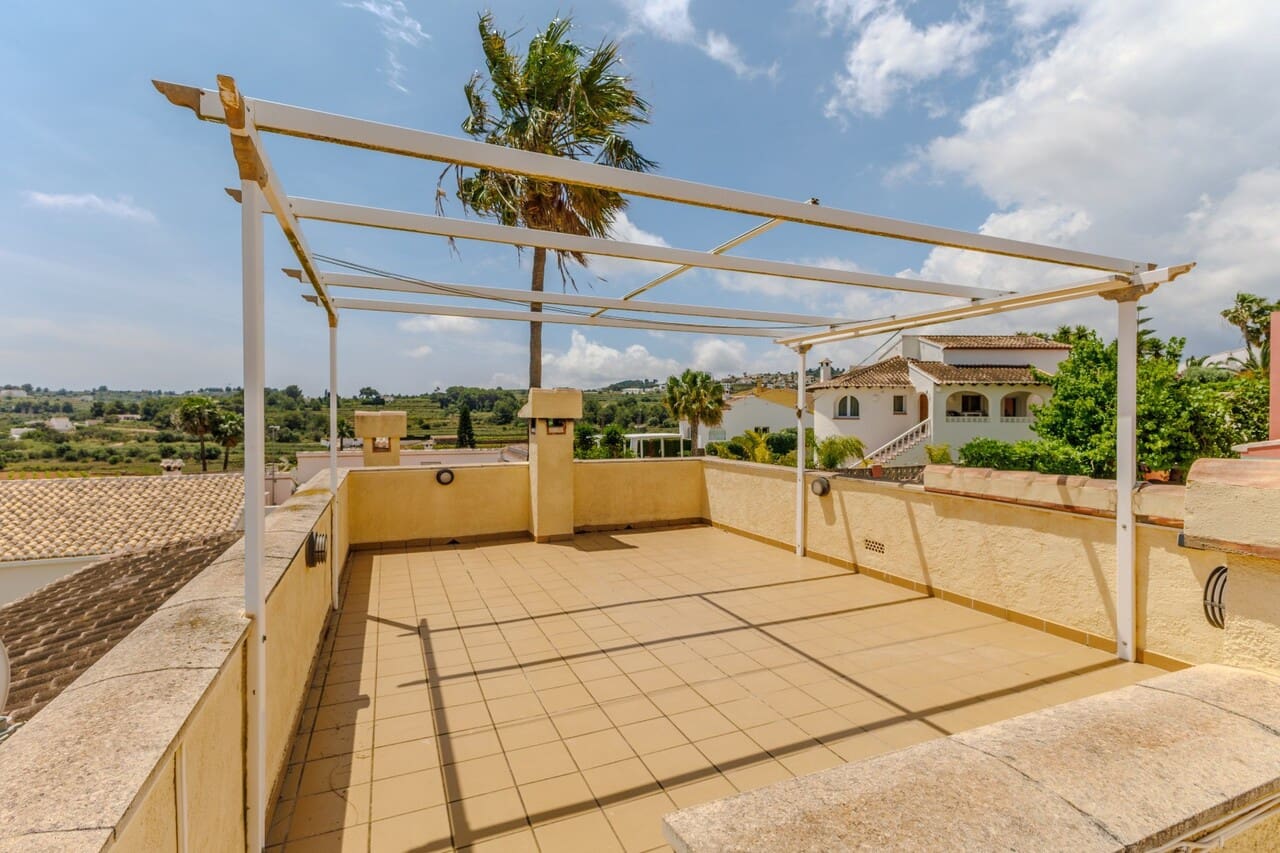 3 soveværelse Villa til salg i Benitachell / Benitatxell med swimmingpool - € 649.000 (Ref: 9819165)