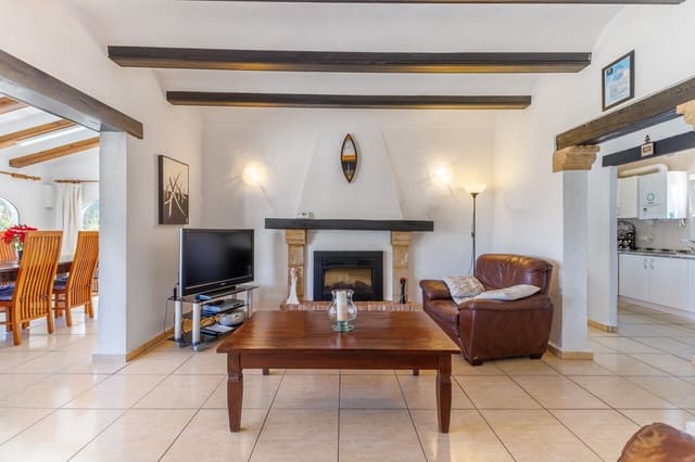4 slaapkamer Villa te koop in Javea / Xàbia met zwembad - € 799.000 (Ref: 9872240)