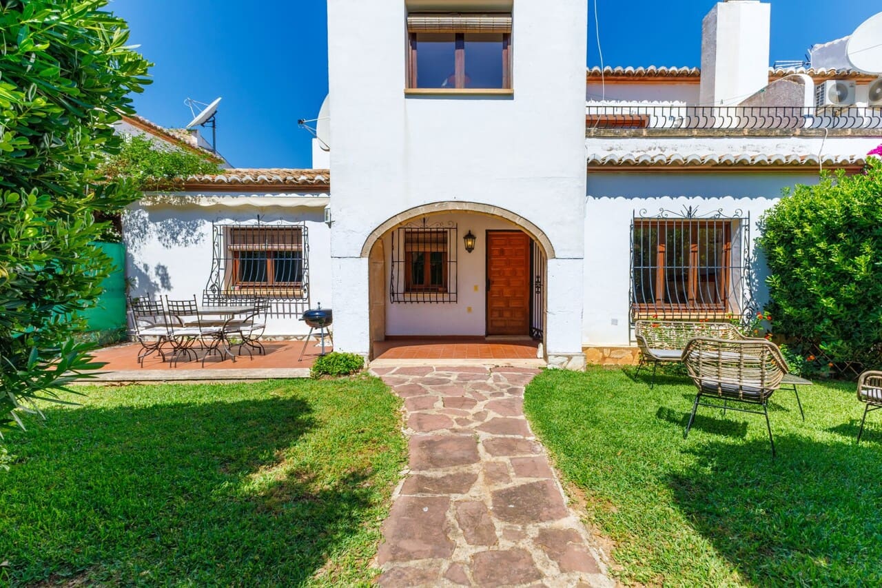 3 bedroom Apartment for sale in Javea / Xabia with pool garage - € 480,000 (Ref: 9905164)