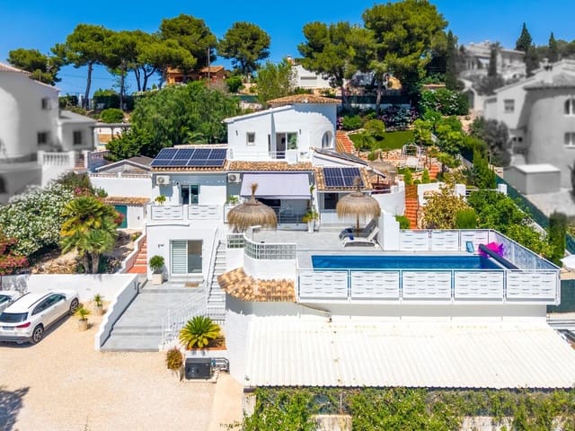 4 chambre Villa/Maison à vendre à Javea / Xàbia avec piscine - 865 000 € (Ref: 9911944)
