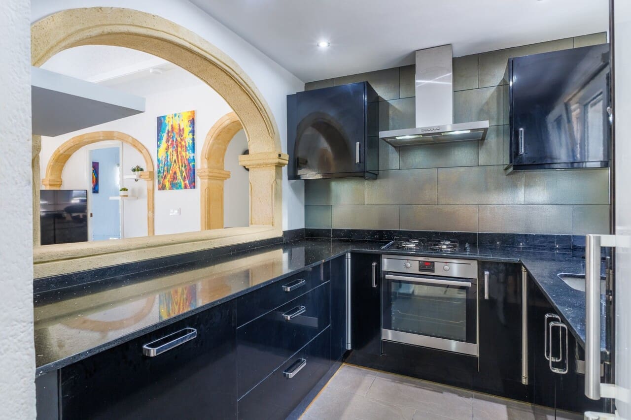 4 Zimmer Villa zu verkaufen in Javea / Xabia mit Pool Garage - 865.000 € (Ref: 9911944)