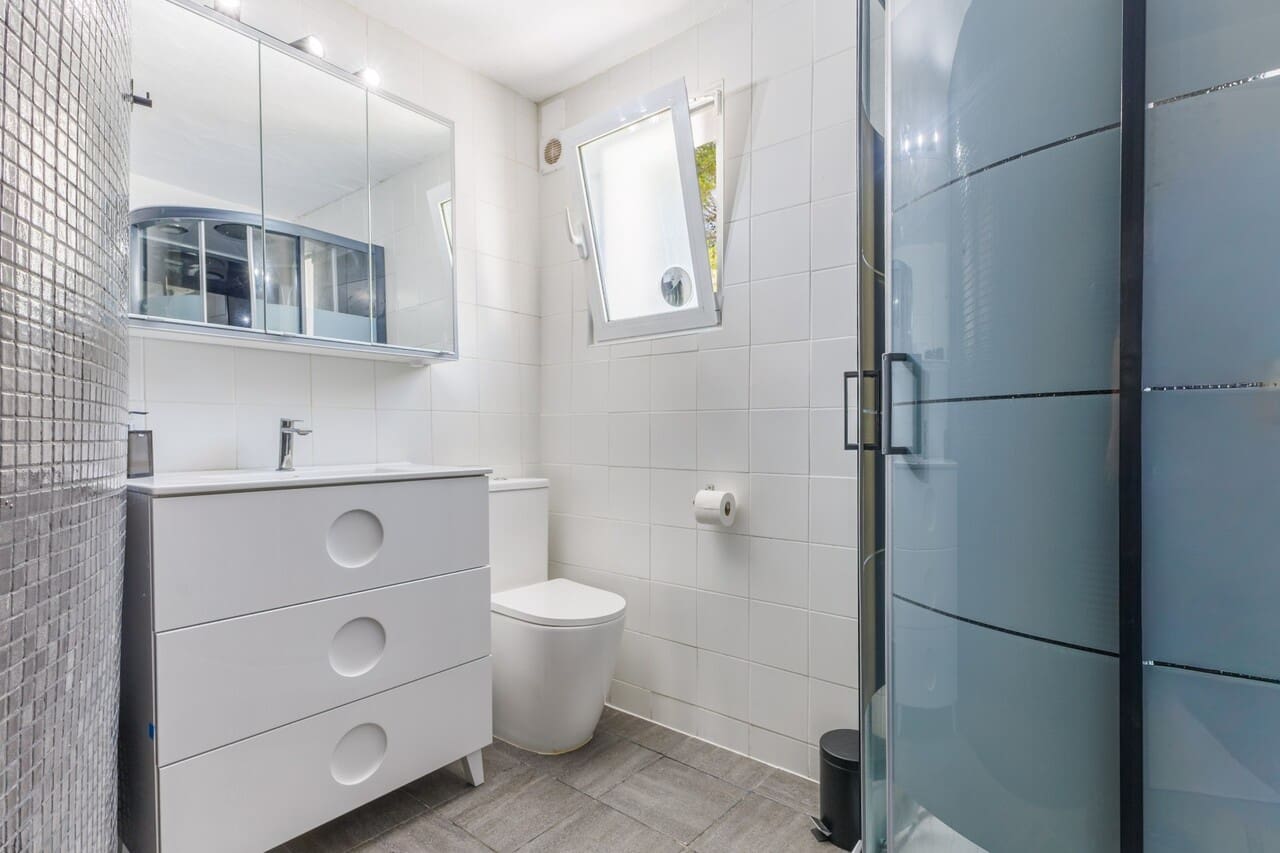 4 Zimmer Villa zu verkaufen in Javea / Xabia mit Pool Garage - 865.000 € (Ref: 9911944)