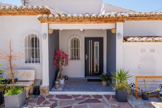 6 soveværelse Villa til salg i Javea / Xàbia med swimmingpool garage - € 1.299.000 (Ref: 9936832)