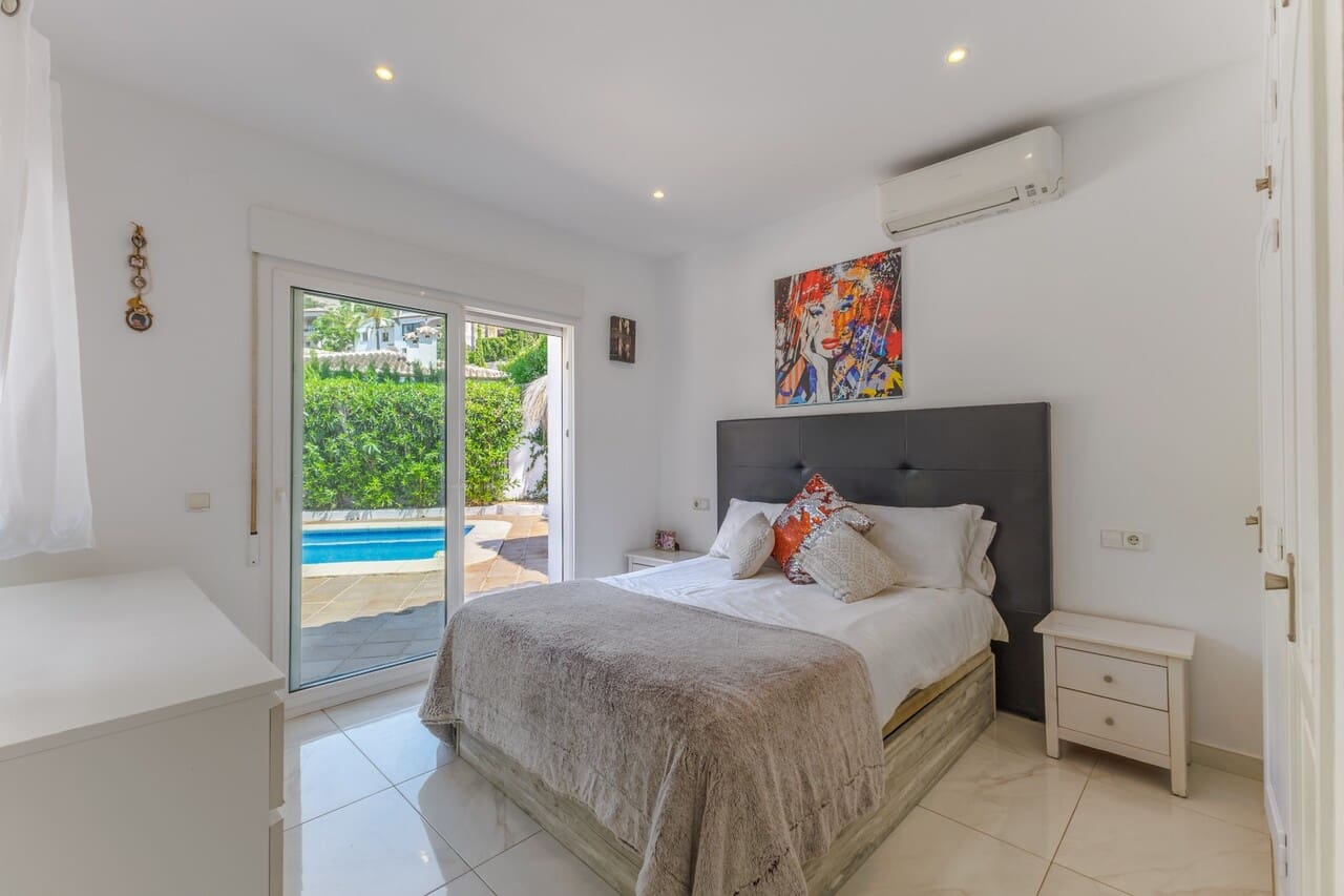 3 slaapkamer Villa te koop in Javea / Xabia met zwembad garage - € 1.125.000 (Ref: 9953215)