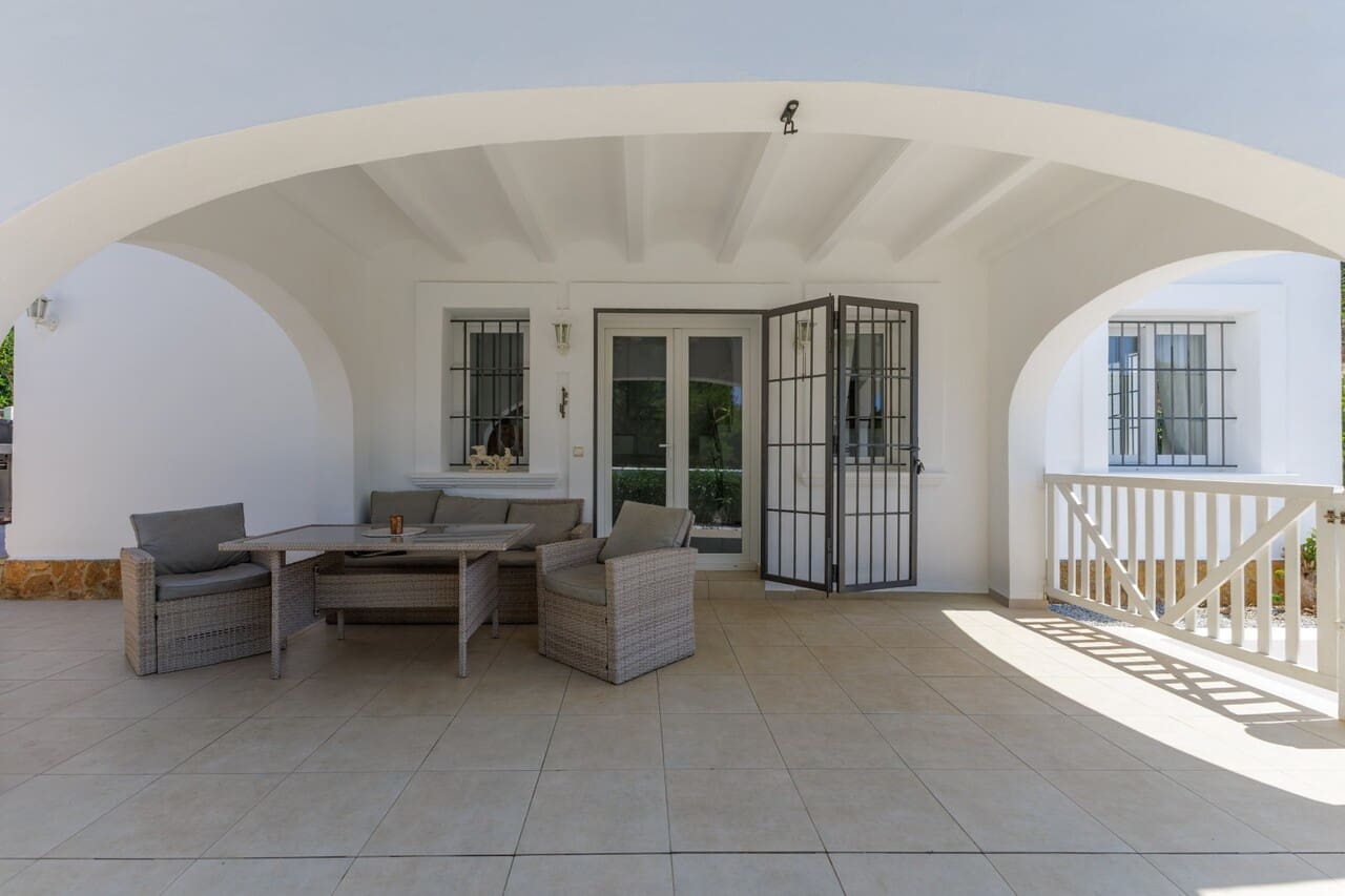 3 slaapkamer Villa te koop in Javea / Xabia met zwembad garage - € 1.125.000 (Ref: 9953215)