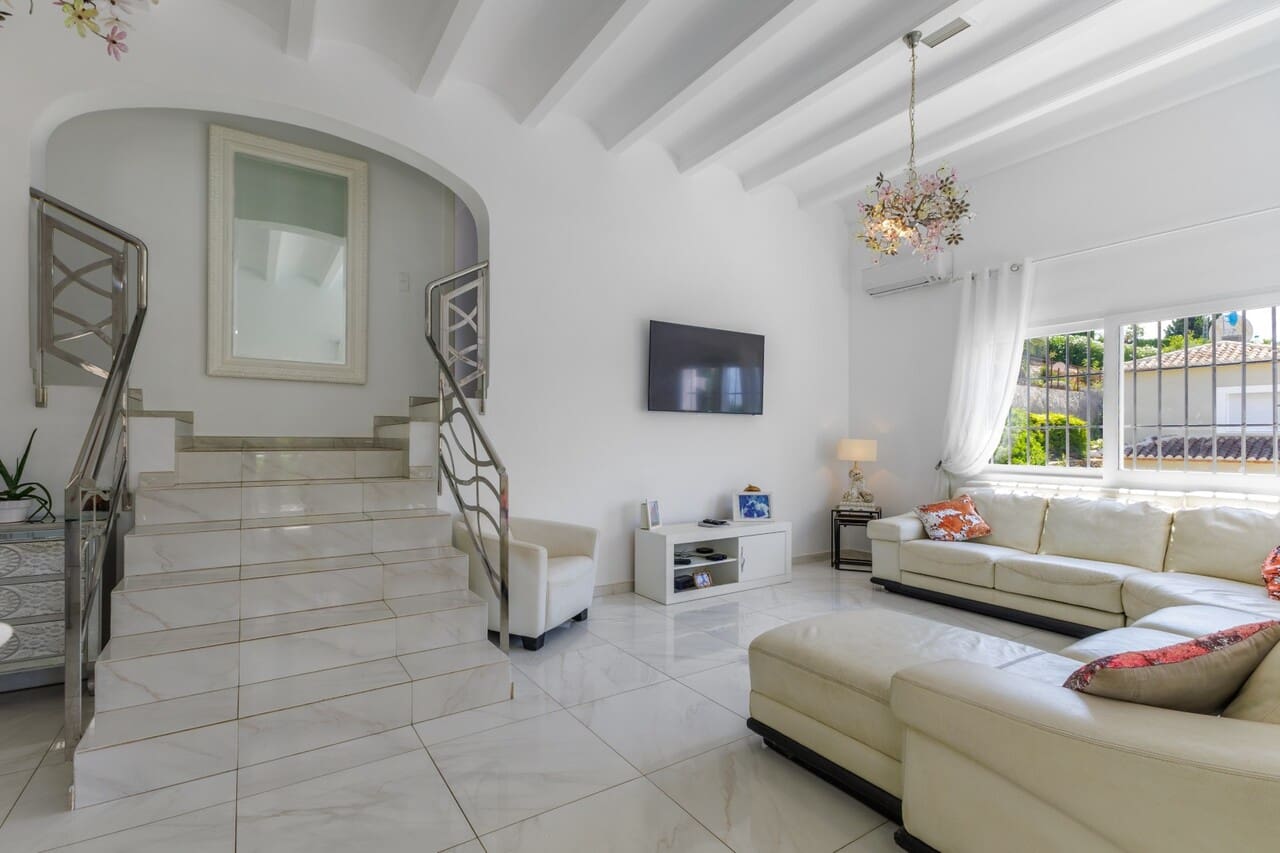 3 slaapkamer Villa te koop in Javea / Xabia met zwembad garage - € 1.125.000 (Ref: 9953215)